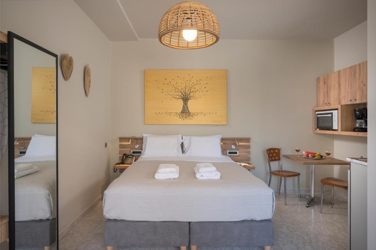 Sun Ray Studios Agia Marina Екстериор снимка