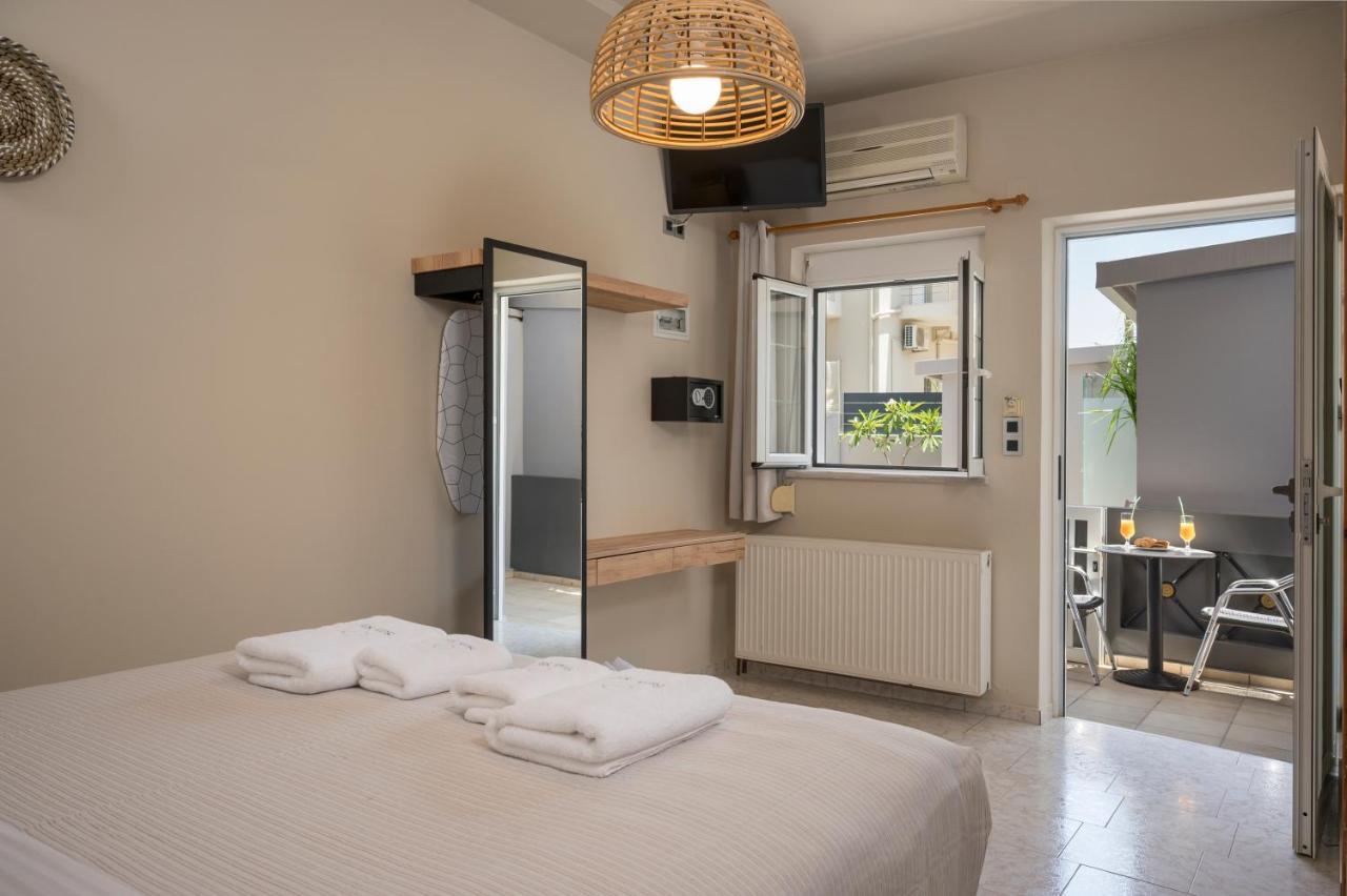 Sun Ray Studios Agia Marina Екстериор снимка