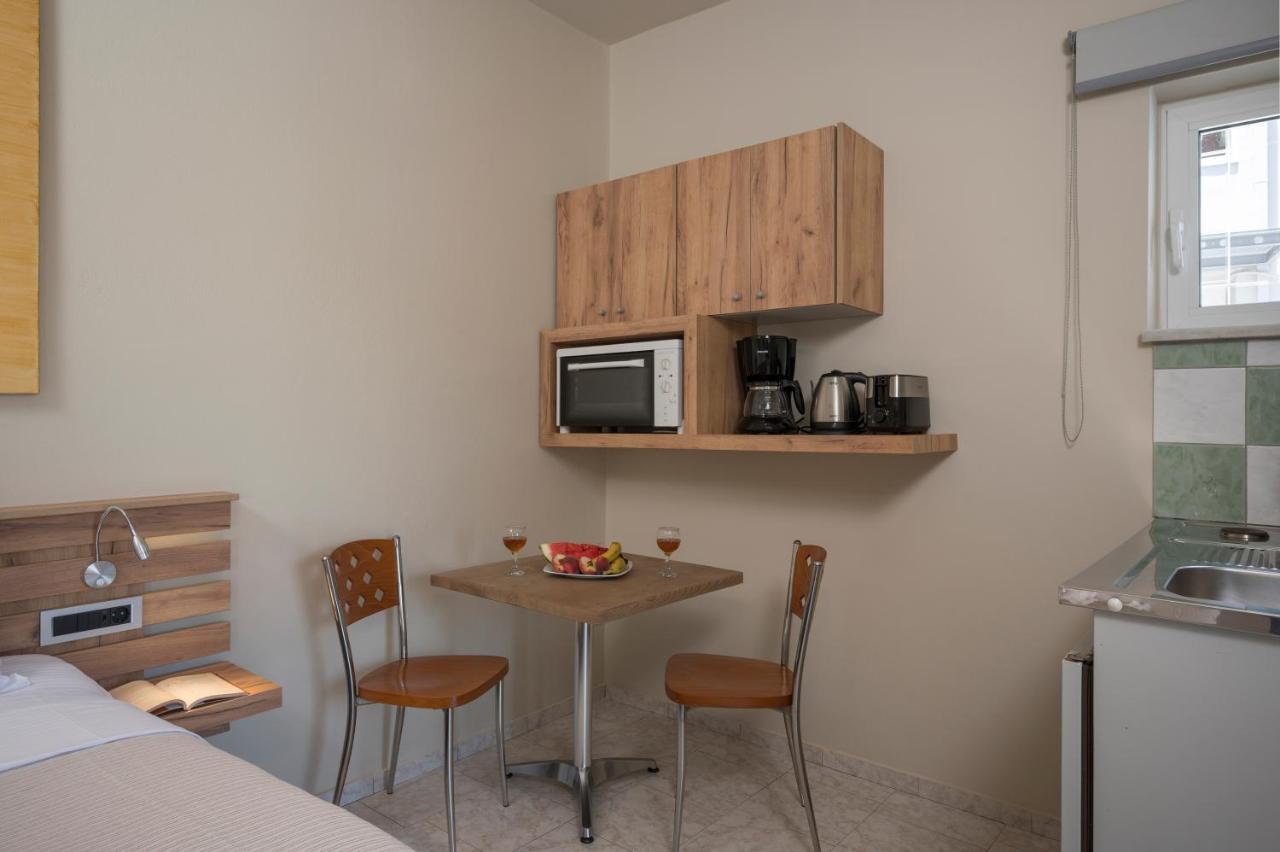 Sun Ray Studios Agia Marina Екстериор снимка